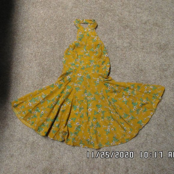 Summer Dress - Picture 2 of 5